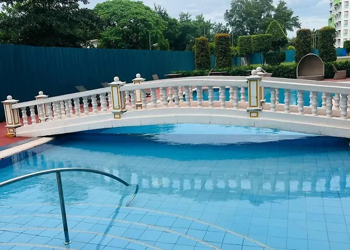 Staycation In Marikina 3*